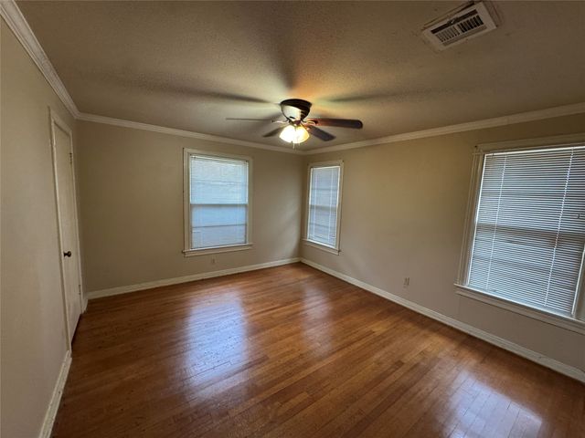 919 Candler Avenue, Shreveport, LA 71107