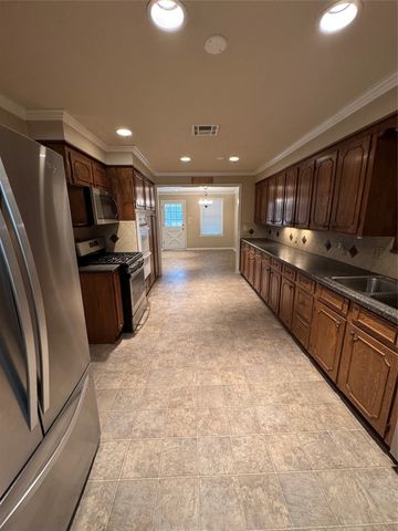 919 Candler Avenue, Shreveport, LA 71107