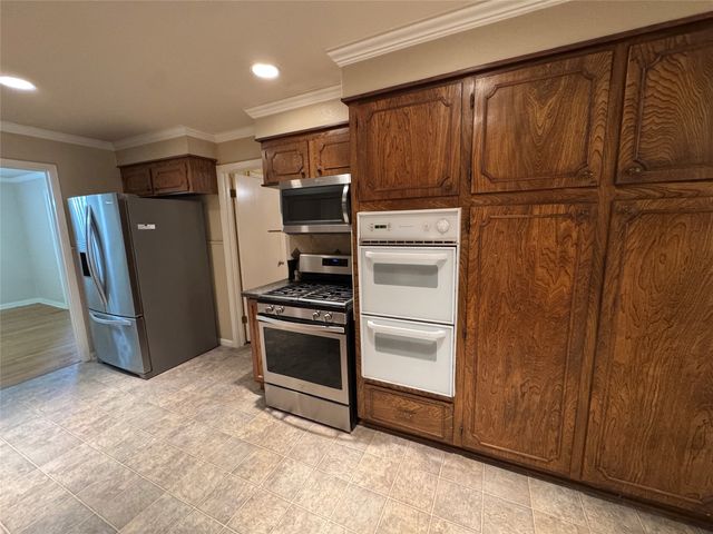 919 Candler Avenue, Shreveport, LA 71107