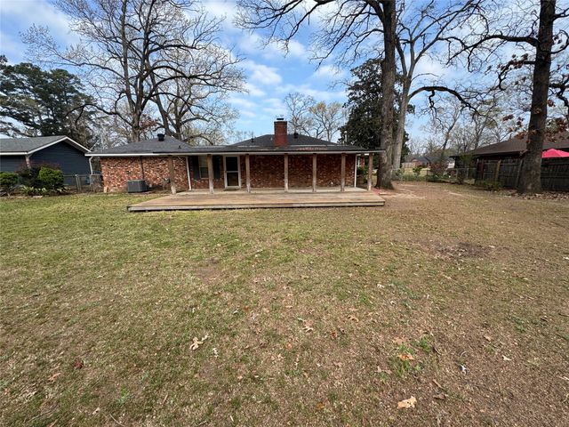 919 Candler Avenue, Shreveport, LA 71107