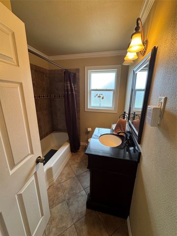 919 Candler Avenue, Shreveport, LA 71107