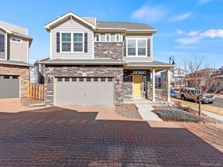 231 S Old Hammer Ct, Aurora, CO 80018