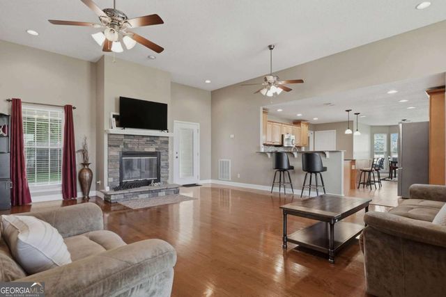 112 Manor Drive, Fitzgerald, GA 31750