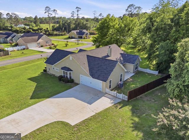 112 Manor Drive, Fitzgerald, GA 31750