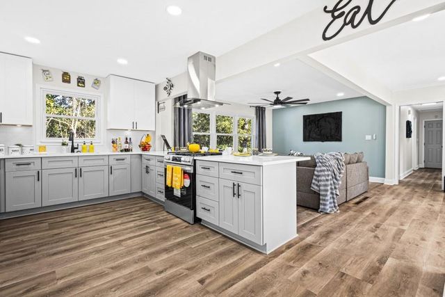 3206 Pine Springs Manor, Decatur, GA 30034