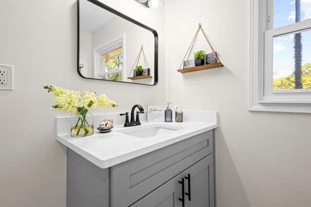 3206 Pine Springs Manor, Decatur, GA 30034