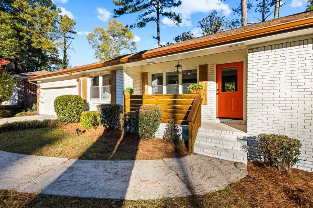 3206 Pine Springs Manor, Decatur, GA 30034