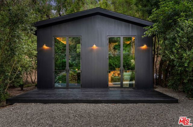 3655 Mcanany Way, Malibu, CA 90265