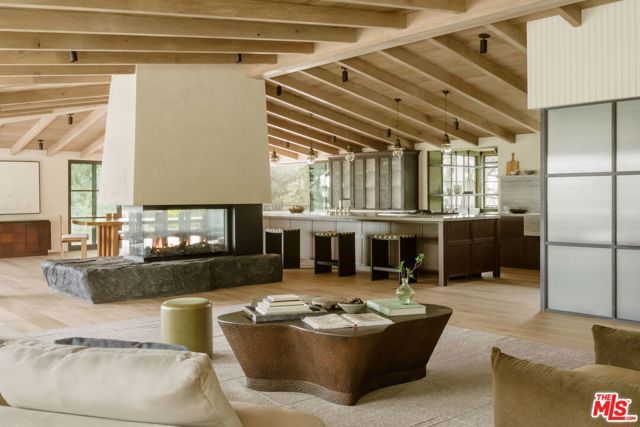 3655 Mcanany Way, Malibu, CA 90265