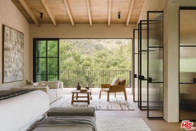 3655 Mcanany Way, Malibu, CA 90265