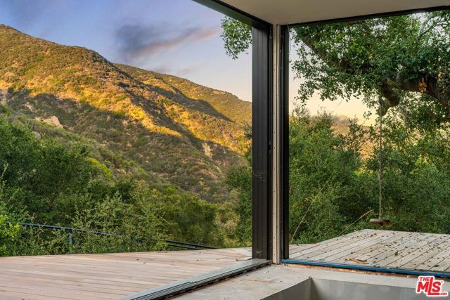 3655 Mcanany Way, Malibu, CA 90265