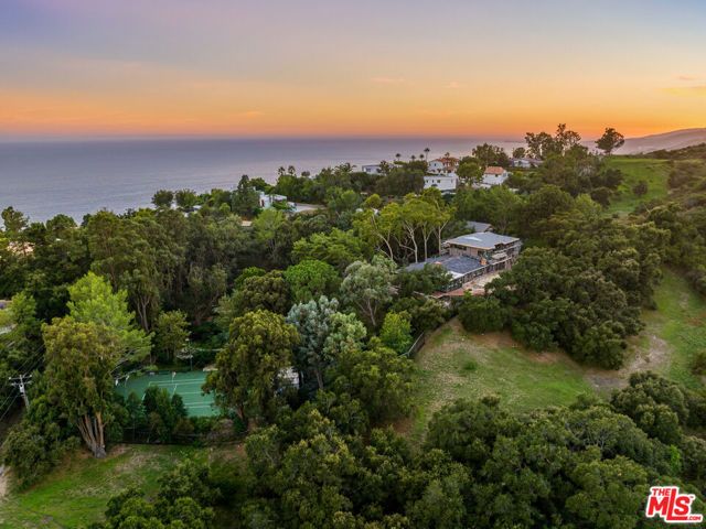 3655 Mcanany Way, Malibu, CA 90265