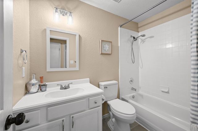 161 Britni LOOP, Kyle, TX 78640