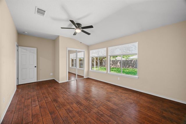 161 Britni LOOP, Kyle, TX 78640