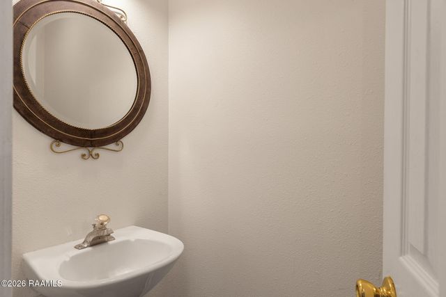 108 Lamas Circle, Lafayette, LA 70506