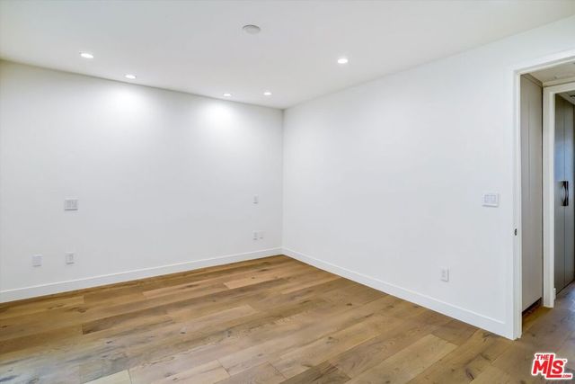 100 S Doheny Drive 813, Los Angeles, CA 90048