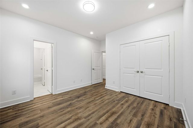 1106 Paul Quinn Street E, Houston, TX 77091