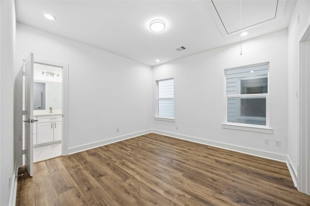 1106 Paul Quinn Street E, Houston, TX 77091