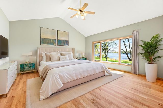 3542 Mississippi Drive NW, Coon Rapids, MN 55433