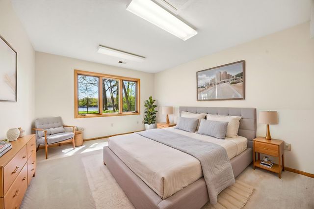 3542 Mississippi Drive NW, Coon Rapids, MN 55433