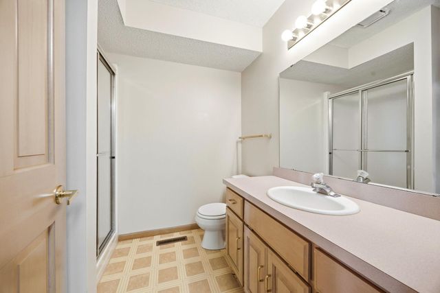 3542 Mississippi Drive NW, Coon Rapids, MN 55433