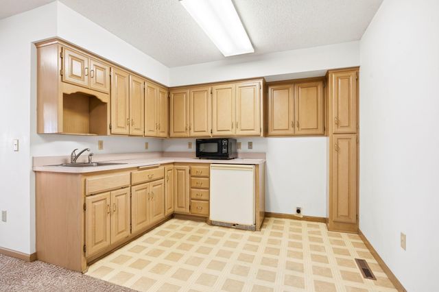 3542 Mississippi Drive NW, Coon Rapids, MN 55433