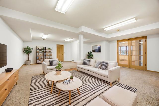 3542 Mississippi Drive NW, Coon Rapids, MN 55433