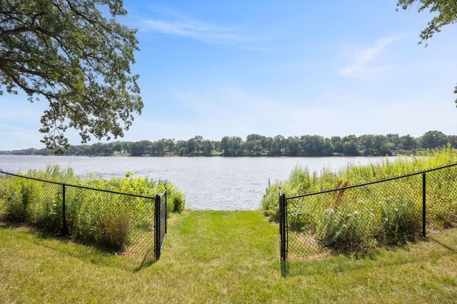 3542 Mississippi Drive NW, Coon Rapids, MN 55433