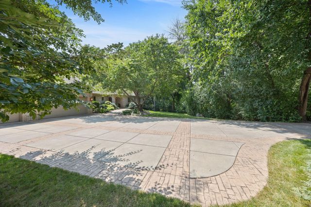 3542 Mississippi Drive NW, Coon Rapids, MN 55433