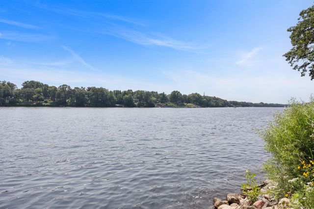 3542 Mississippi Drive NW, Coon Rapids, MN 55433