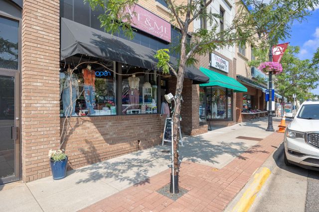 3542 Mississippi Drive NW, Coon Rapids, MN 55433