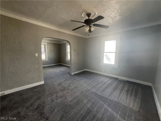 10914 Oliver Road, Cleveland, OH 44111