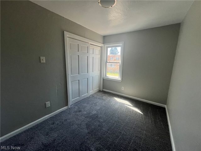 10914 Oliver Road, Cleveland, OH 44111