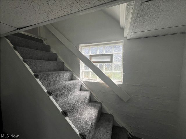 10914 Oliver Road, Cleveland, OH 44111