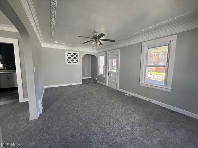 10914 Oliver Road, Cleveland, OH 44111