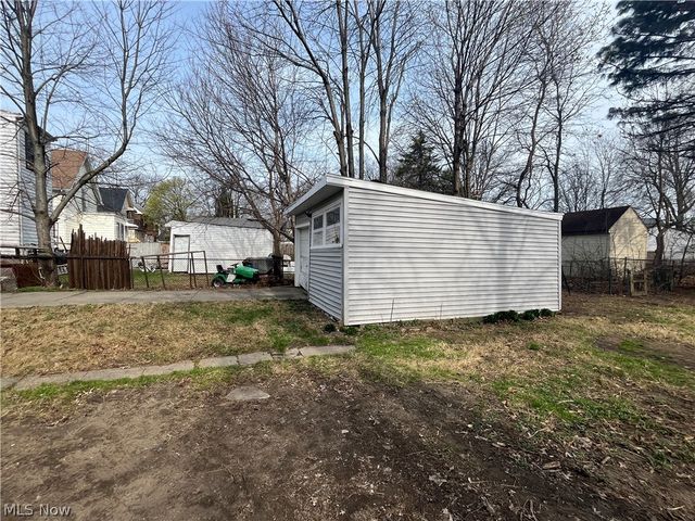 10914 Oliver Road, Cleveland, OH 44111