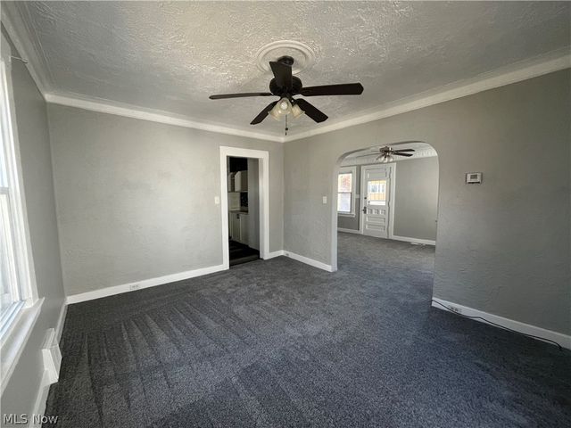 10914 Oliver Road, Cleveland, OH 44111