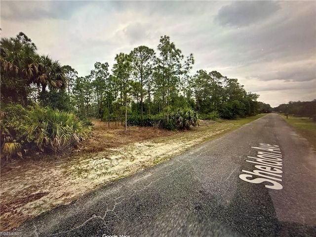 1415 Sheldon AVE, Lehigh Acres, FL 33972