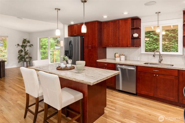 19122 181st Avenue NE, Woodinville, WA 98077