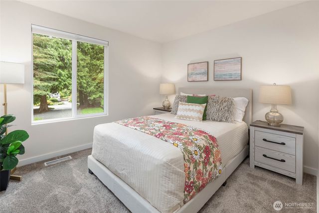 19122 181st Avenue NE, Woodinville, WA 98077