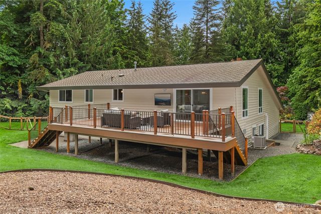 19122 181st Avenue NE, Woodinville, WA 98077