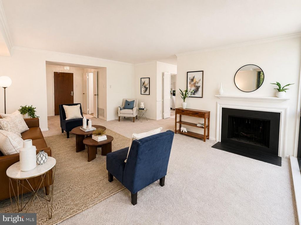 Image 19 of property listing at 4970 SENTINEL DR #11-405, Bethesda, MD 20816