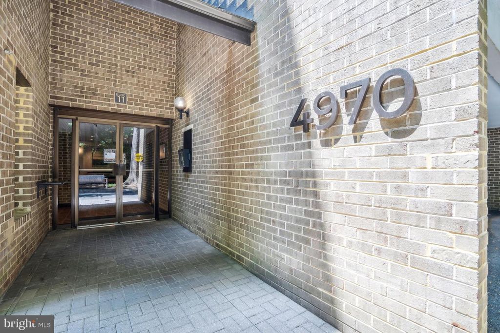 Image 43 of property listing at 4970 SENTINEL DR #11-405, Bethesda, MD 20816