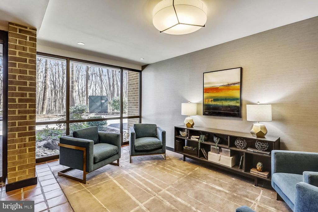 Image 45 of property listing at 4970 SENTINEL DR #11-405, Bethesda, MD 20816