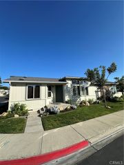 140 W Pioneer 133, Redlands, CA 92374