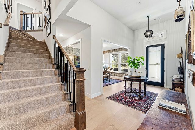 109 SW Autumn Hills Road, Bentonville, AR 72712