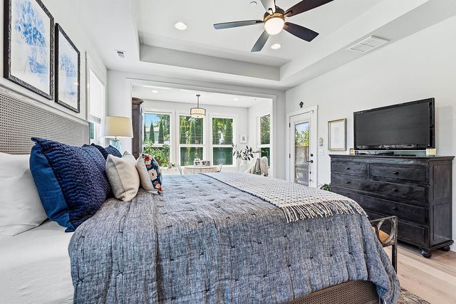 109 SW Autumn Hills Road, Bentonville, AR 72712