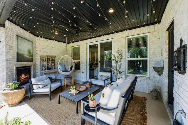 109 SW Autumn Hills Road, Bentonville, AR 72712