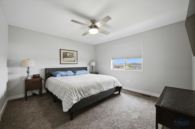 3120 CAYMUS DR, Rapid City, SD 57703