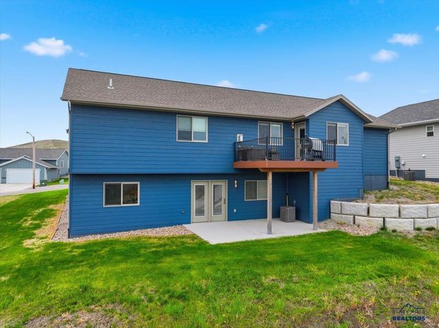 3120 CAYMUS DR, Rapid City, SD 57703